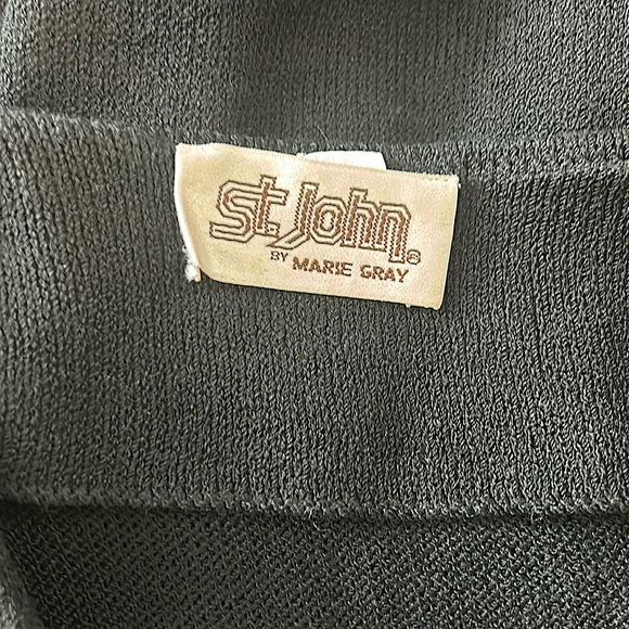 St. John Elegant Sexy Black Long Sleeve Dress **Size 8**🔥🔥 - Picture 4 of 4